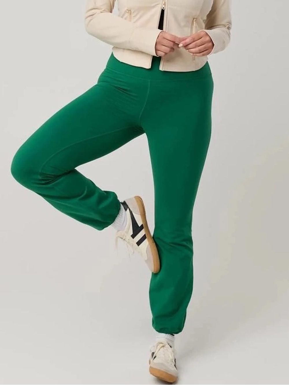 369. Aerie offline the hugger high waisted cinch bubble pants green